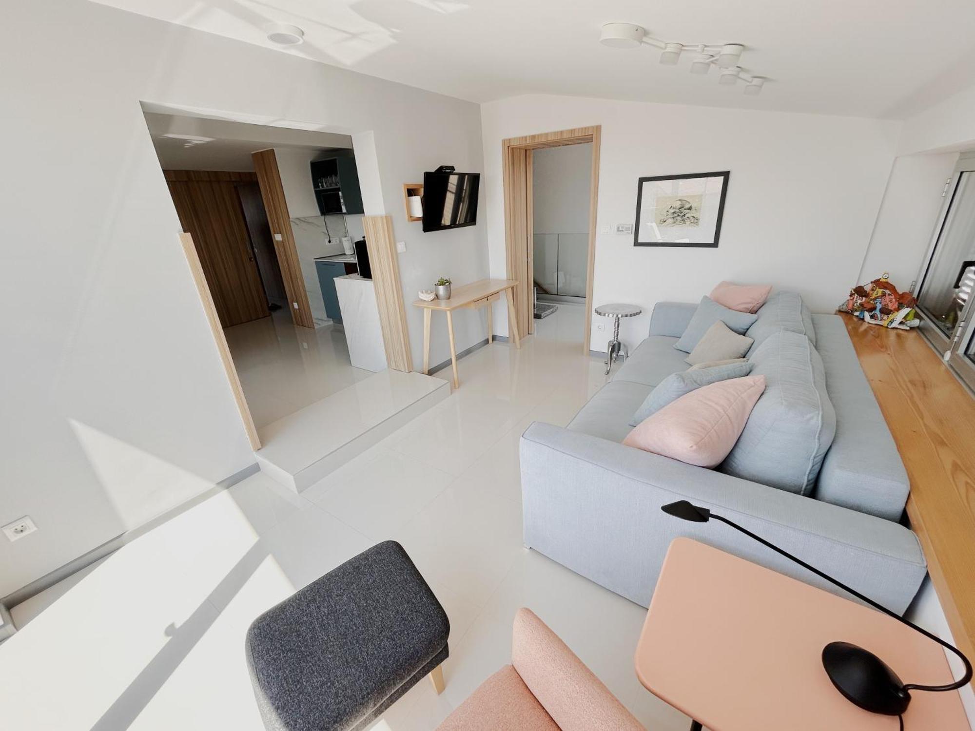 Sunny House Apartment ซัมบราทิยา ภายนอก รูปภาพ