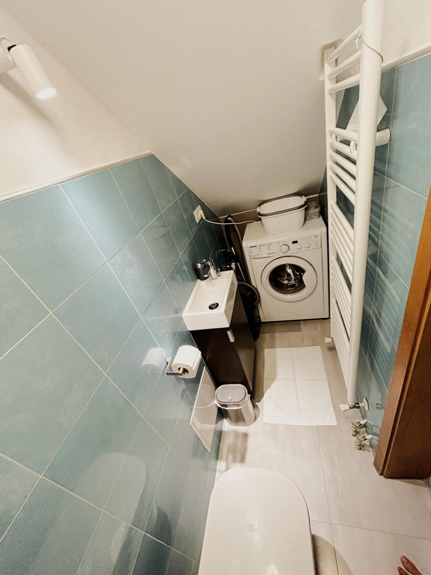 Sunny House Apartment ซัมบราทิยา ภายนอก รูปภาพ